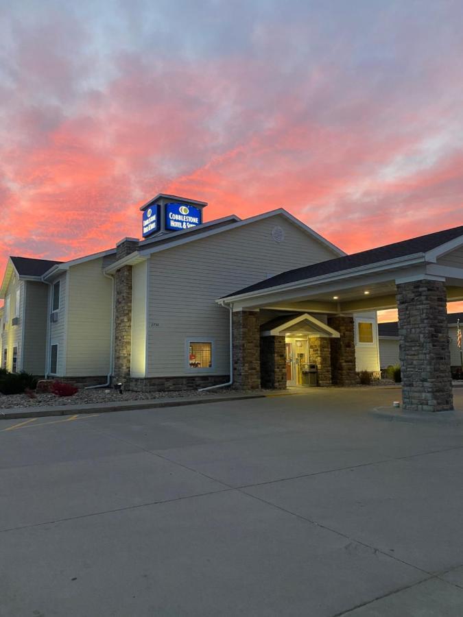 Cobblestone Hotel & Suites - Broken Bow Exterior foto