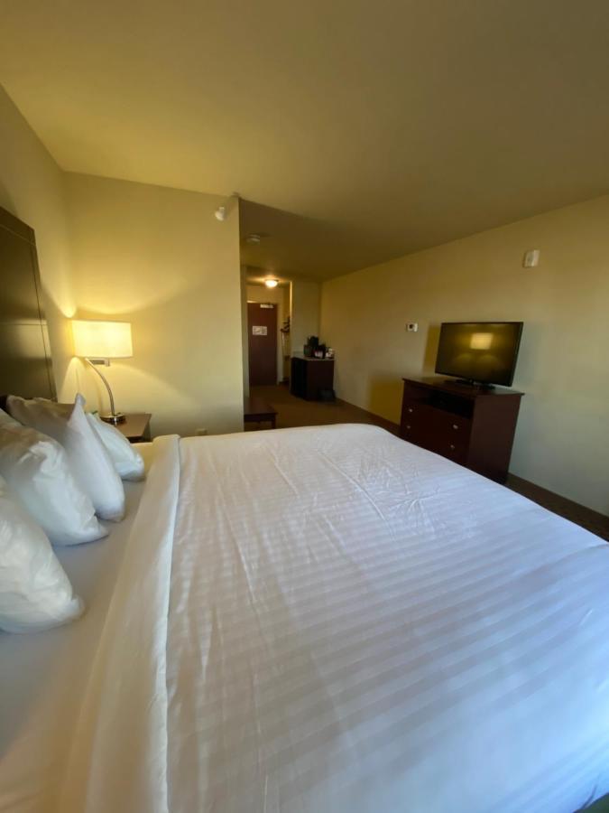 Cobblestone Hotel & Suites - Broken Bow Exterior foto
