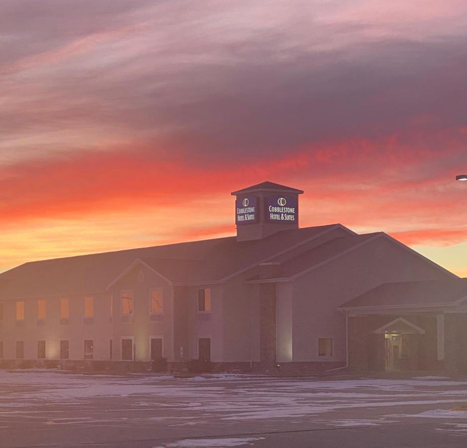 Cobblestone Hotel & Suites - Broken Bow Exterior foto